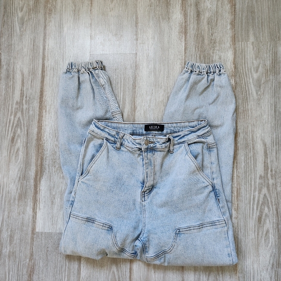 Akira Relaxed Fit Blue Denim Jogger Carpenter Jeans High Waist Light Wash Sz 11 - Picture 1 of 11